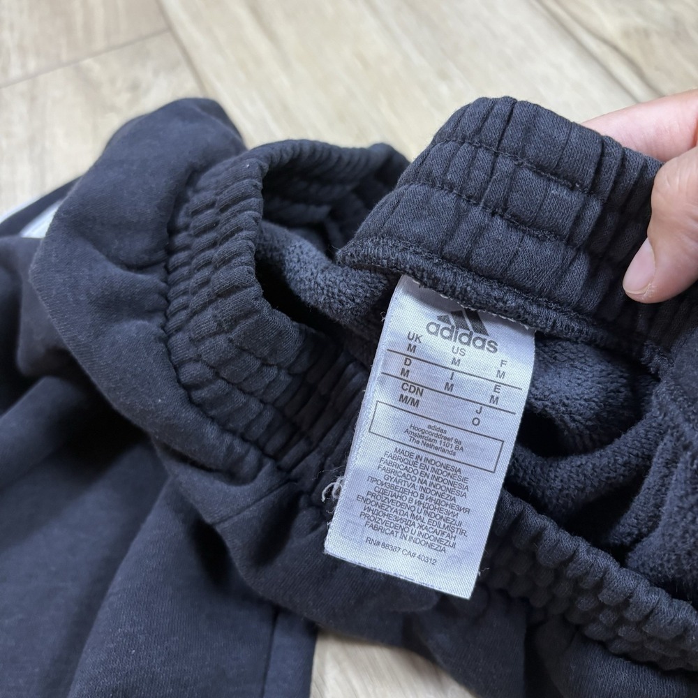 Adidas Joggers Mens Medium Black Drawstring Knit Workout Big Spell Out Logo - Picture 7 of 8